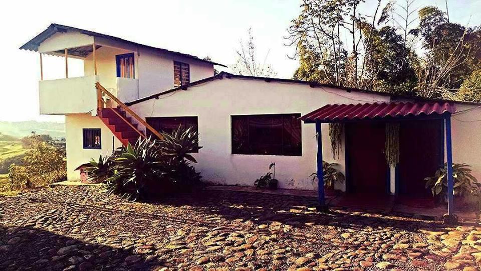 Hostal Campestre El Santuario 菲兰迪亚 外观 照片