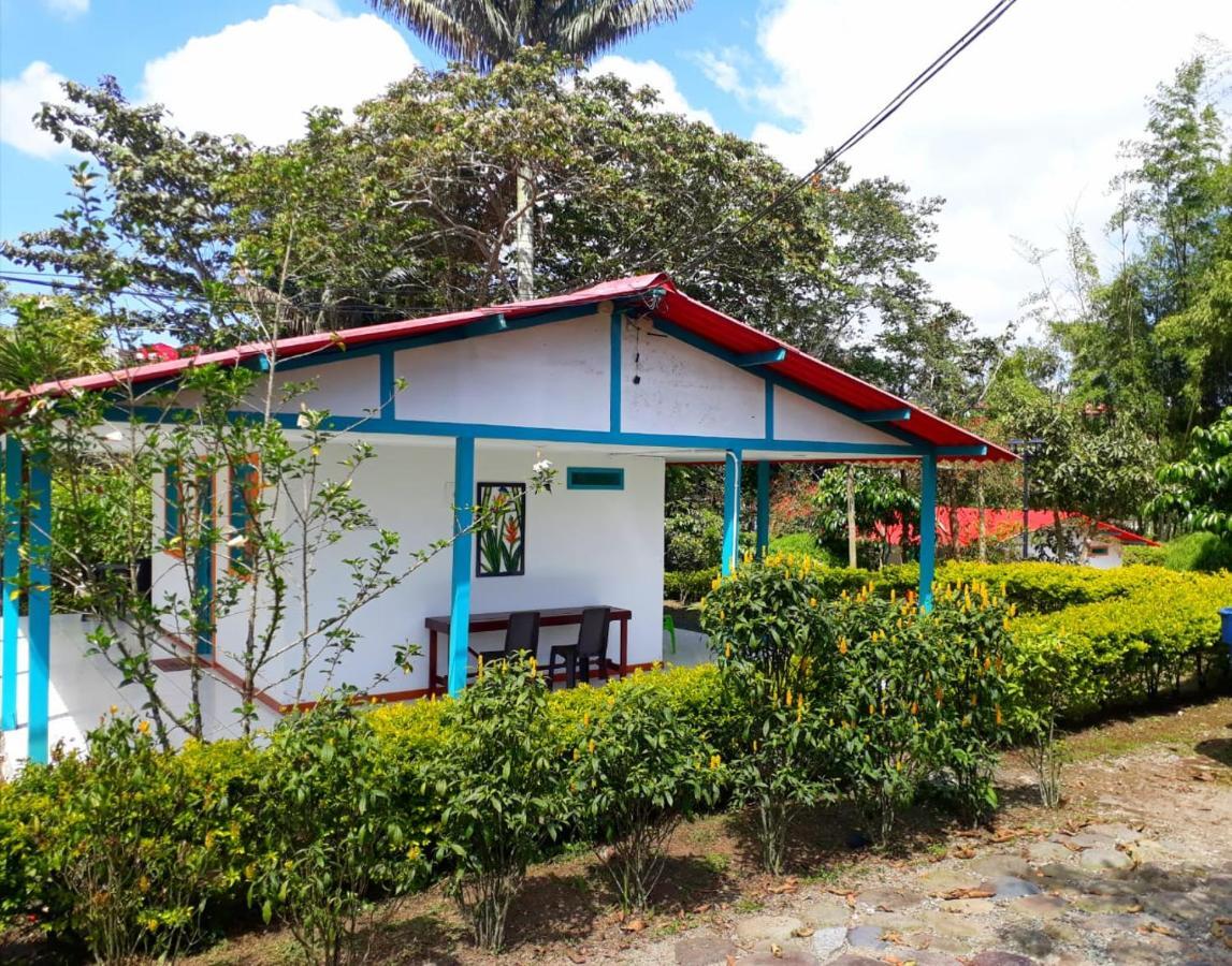 Hostal Campestre El Santuario 菲兰迪亚 外观 照片